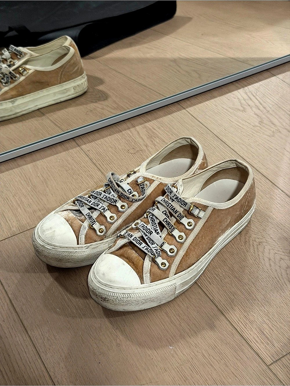 Christian Dior Walk'N'Dior Velvet Low Sneakers Tan